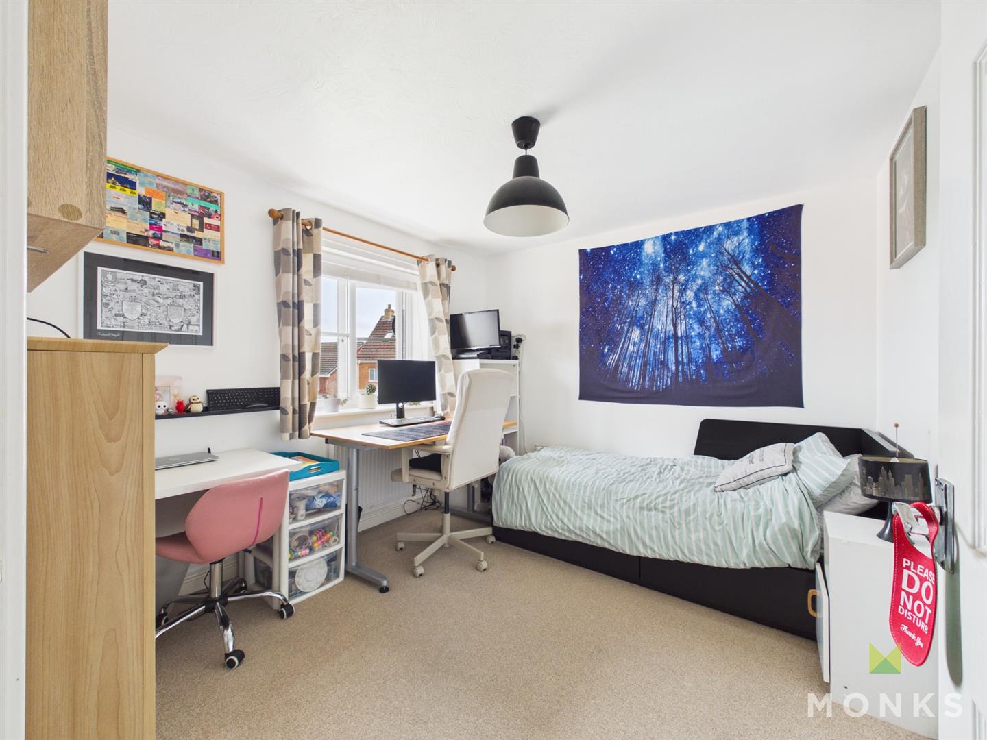 33 Milars Field, Oswestry, SY10 9PU For Sale